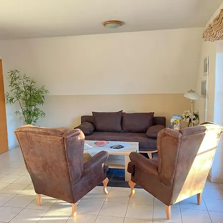 Finnhaeuser Am Vogelpark - Haus Annika Marlow